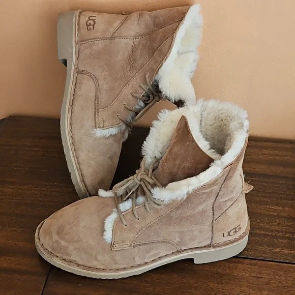 UGG Women's Brown and Cream Lace-Up Winter Boots - Picture 2 of 15